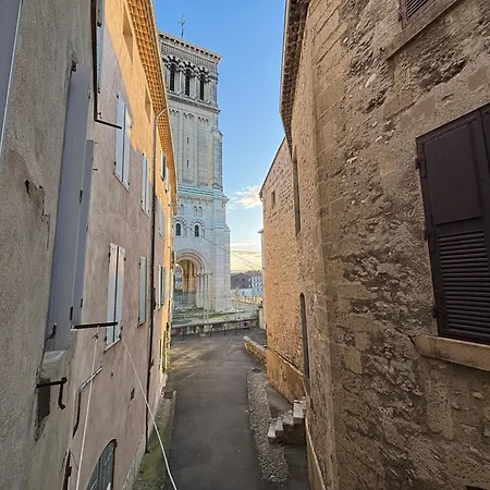 Le Pendentif - Climatise, Cathedrale, 3 Chambres Apartment *