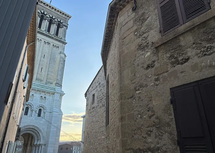 Le Pendentif - Centre Historique Apartment *